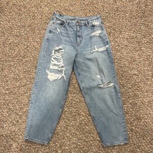 American Eagle Women’s Distressed Jeans